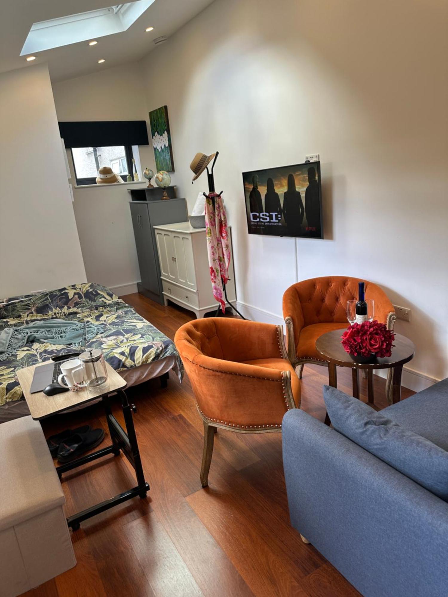 Bespoke Gallery Guesthouse Hendon Luaran gambar