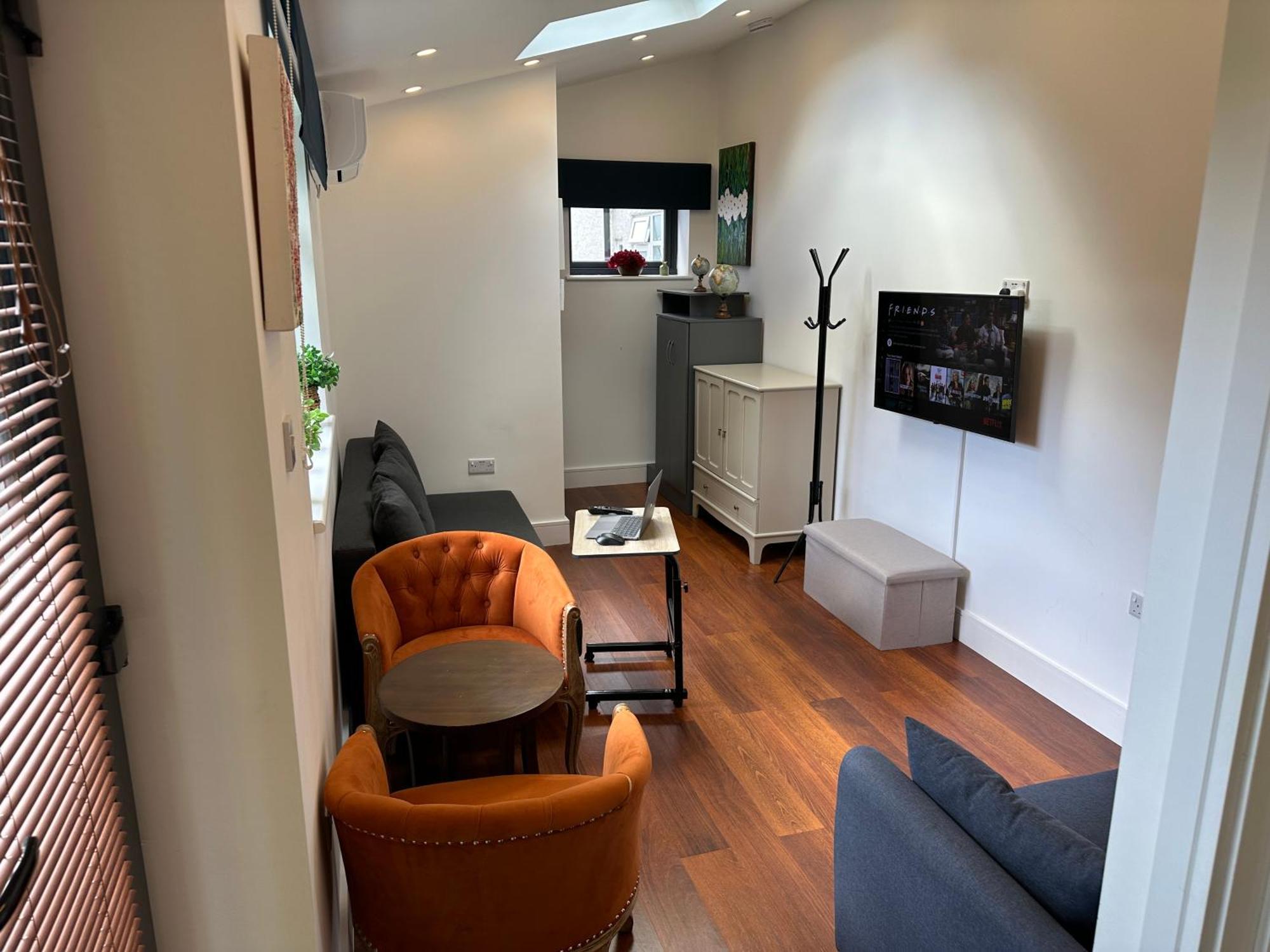 Bespoke Gallery Guesthouse Hendon Luaran gambar